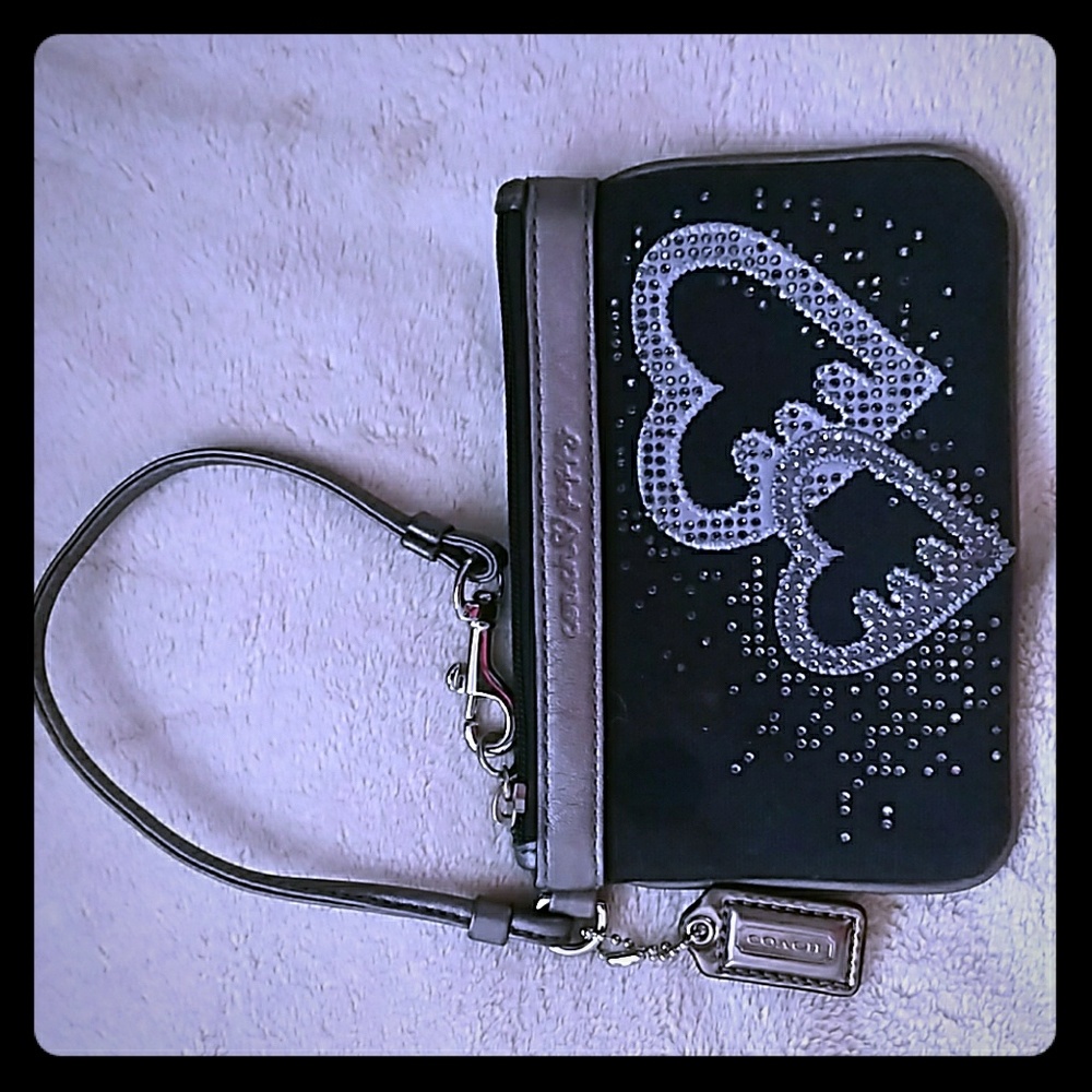 Coach Poppy wristlet